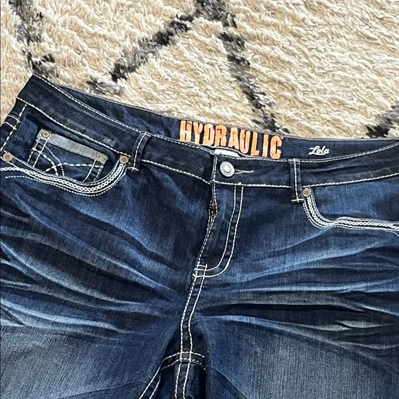 NWOT Hydraulic Women's Deep Indigo Jean Shorts - Picture 3 of 9